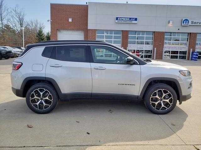 new 2025 Jeep Compass car, priced at $37,710