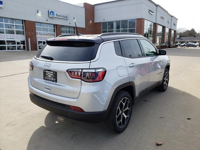 new 2025 Jeep Compass car, priced at $37,710