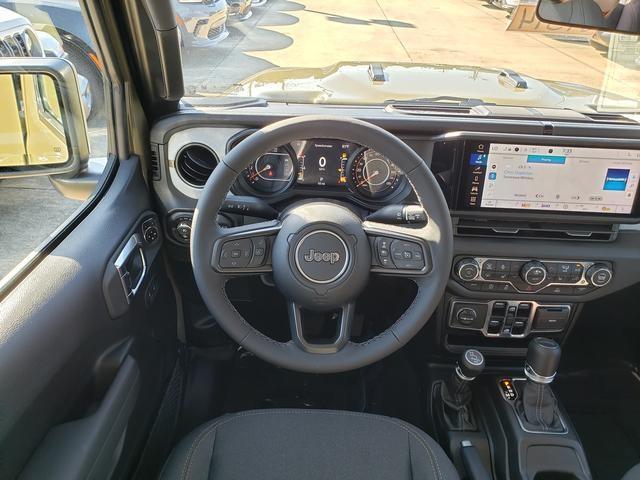 new 2025 Jeep Gladiator car, priced at $46,297