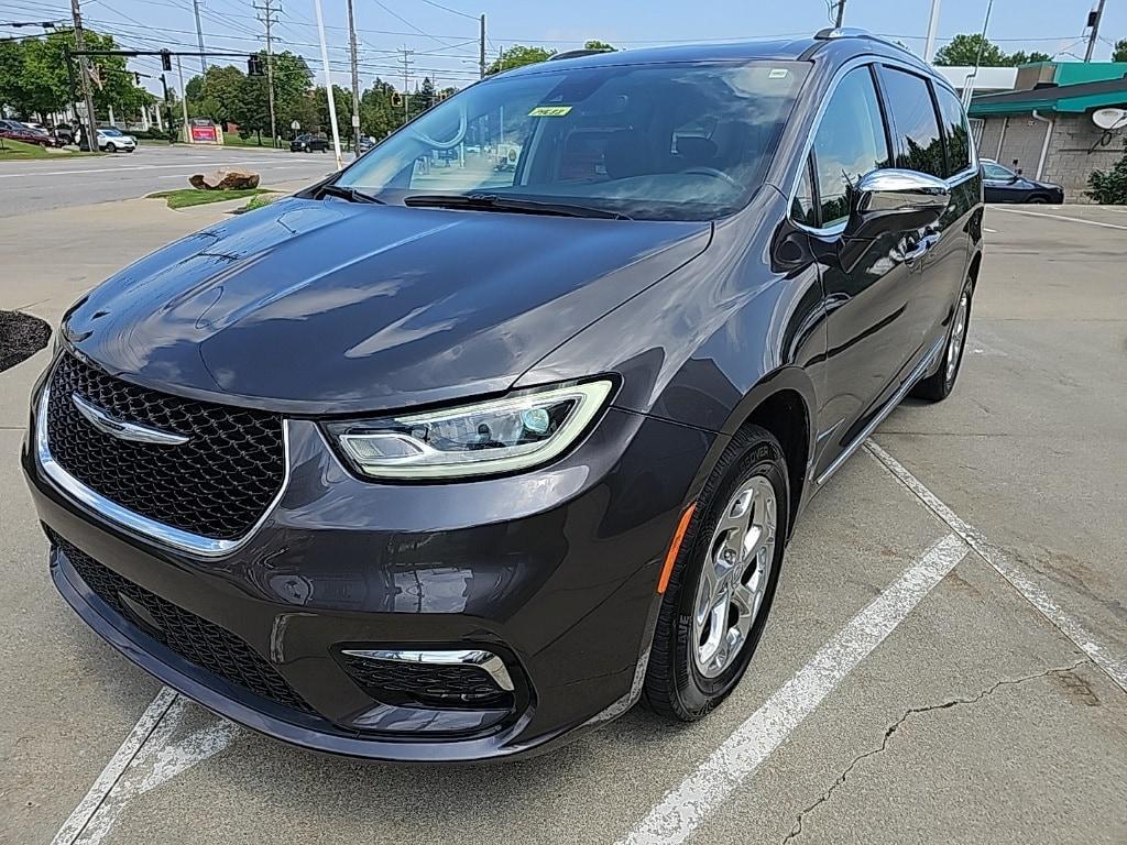 used 2021 Chrysler Pacifica car, priced at $38,481