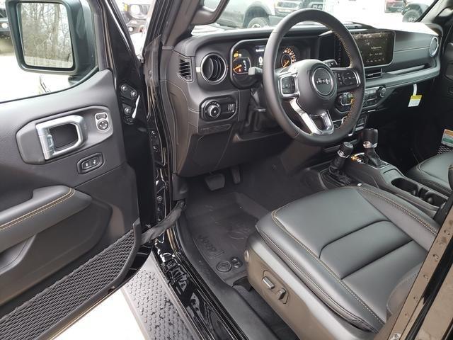 new 2025 Jeep Wrangler car, priced at $59,610