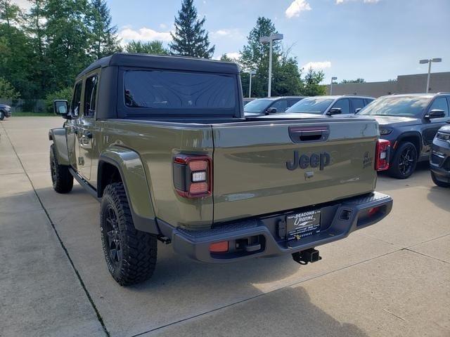 new 2025 Jeep Gladiator car, priced at $48,235