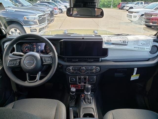 new 2025 Jeep Gladiator car, priced at $48,235