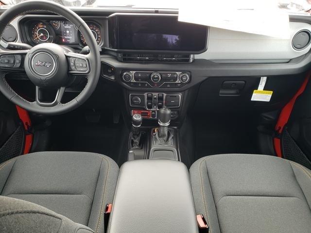 new 2025 Jeep Wrangler car, priced at $49,185