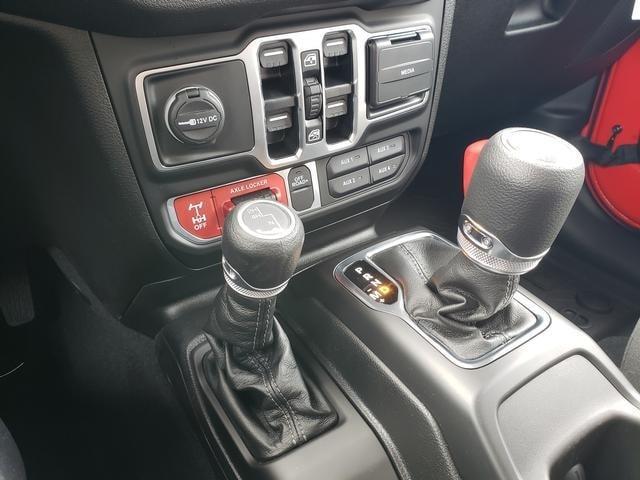 new 2025 Jeep Wrangler car, priced at $49,185