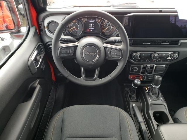 new 2025 Jeep Wrangler car, priced at $49,185