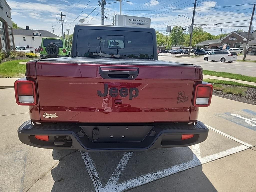 used 2021 Jeep Gladiator car, priced at $31,481