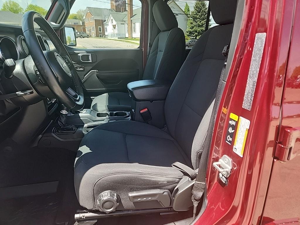 used 2021 Jeep Gladiator car, priced at $34,981