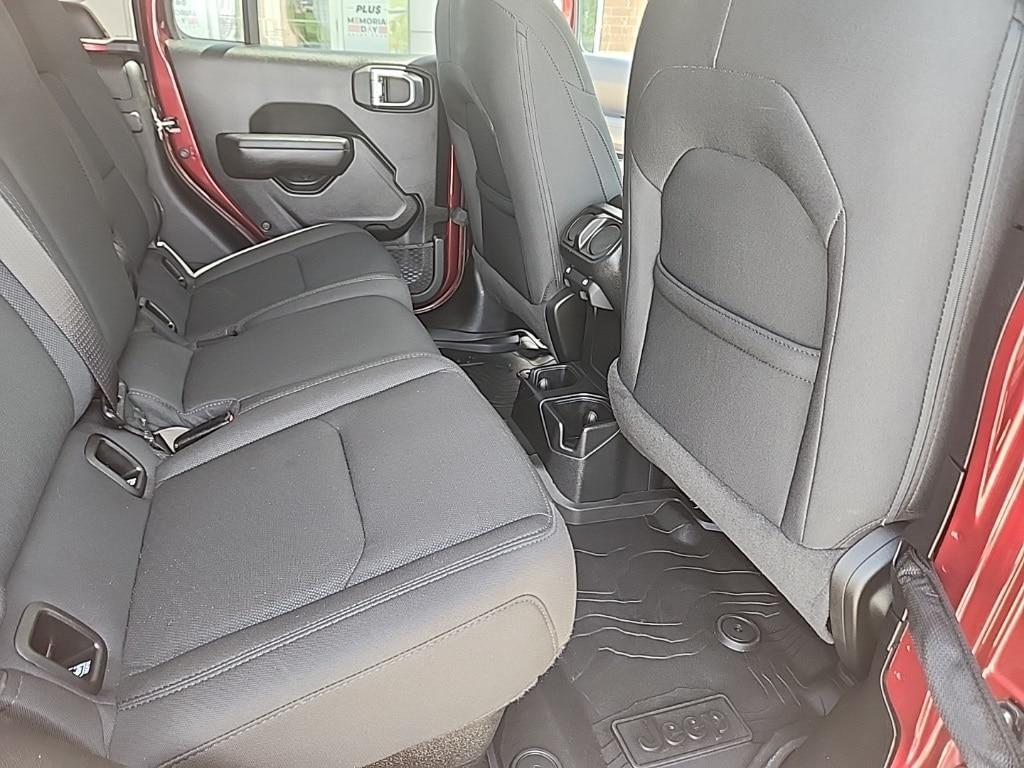 used 2021 Jeep Gladiator car, priced at $34,981