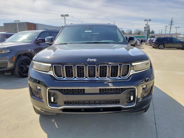 new 2025 Jeep Grand Cherokee L car, priced at $62,670