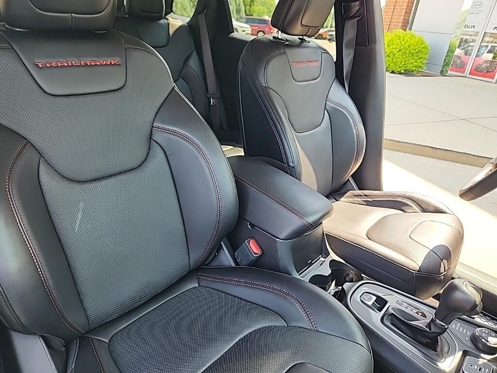 used 2022 Jeep Cherokee car, priced at $31,981
