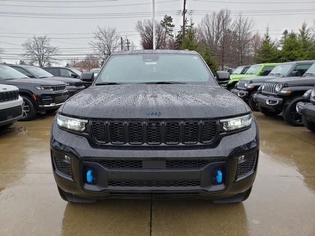 new 2025 Jeep Grand Cherokee 4xe car, priced at $64,375