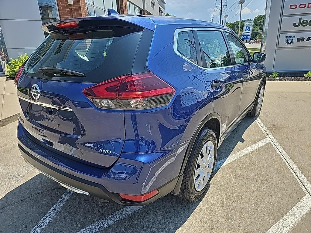 used 2019 Nissan Rogue car, priced at $13,681