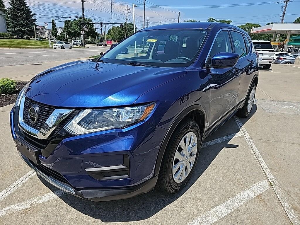 used 2019 Nissan Rogue car, priced at $13,681