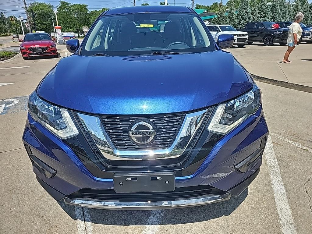 used 2019 Nissan Rogue car, priced at $13,681