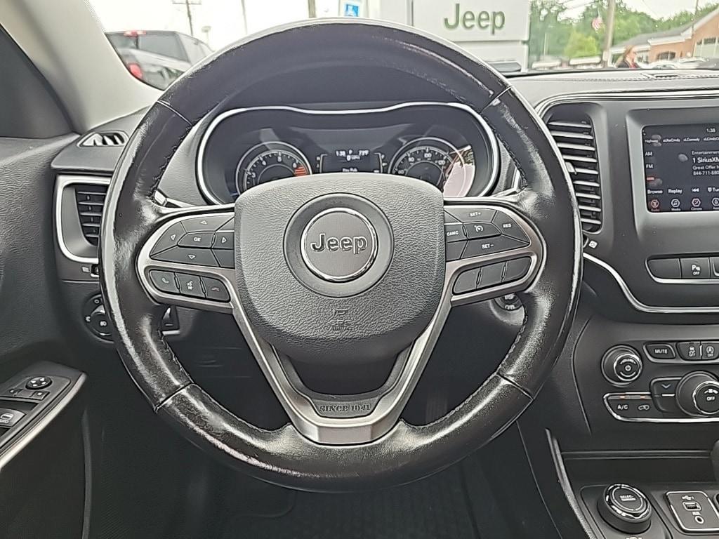 used 2020 Jeep Cherokee car, priced at $18,881
