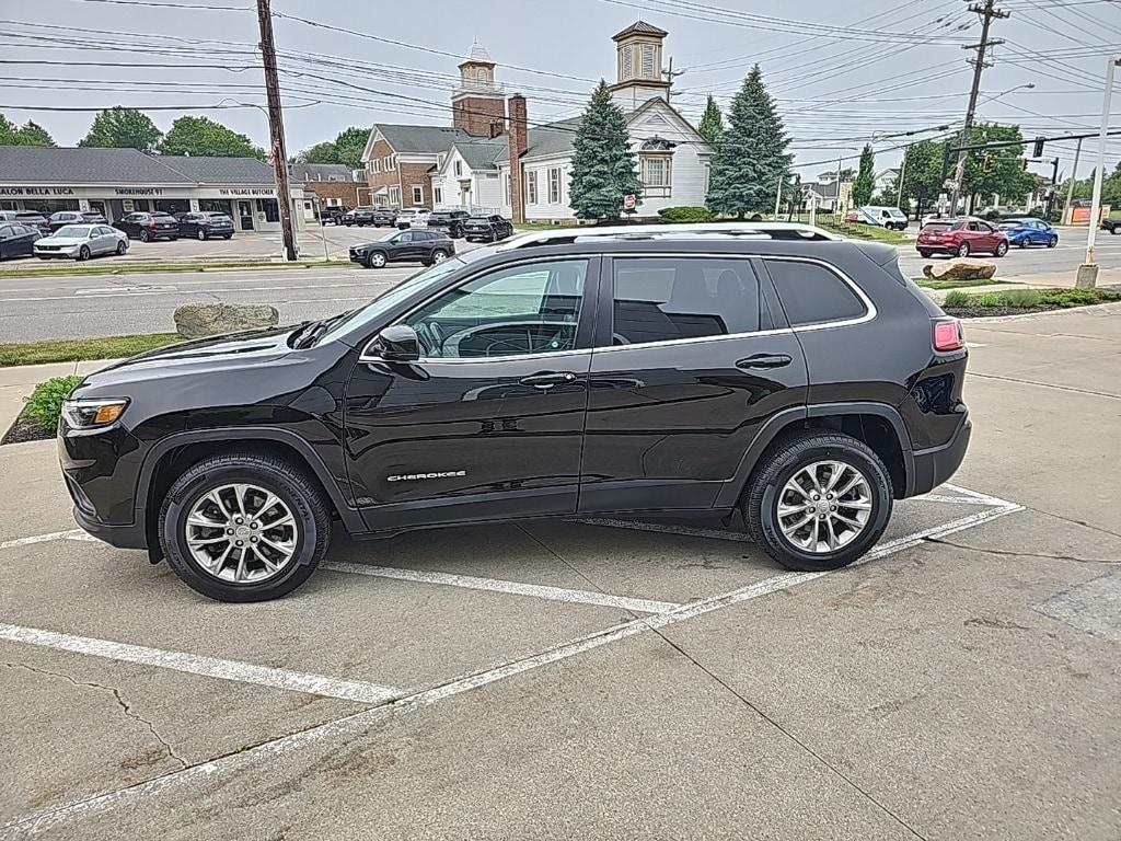used 2020 Jeep Cherokee car, priced at $18,881