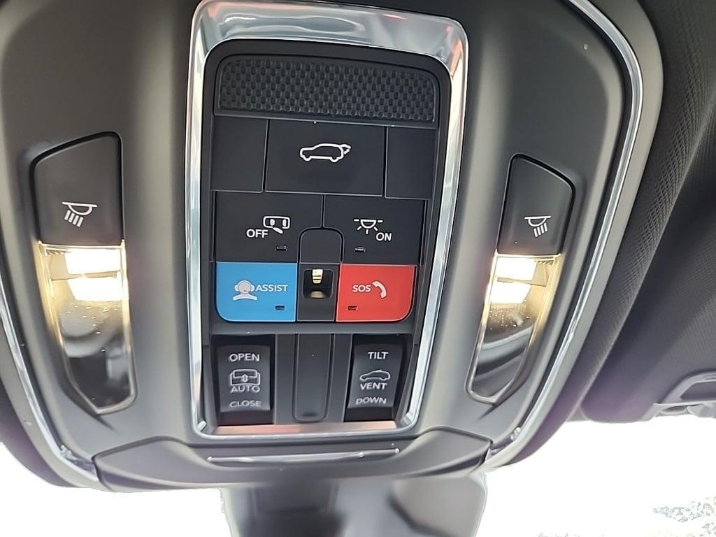 used 2024 Jeep Grand Cherokee L car, priced at $39,981