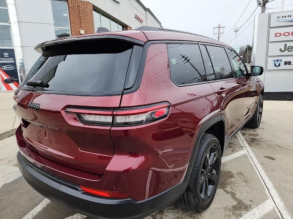 used 2024 Jeep Grand Cherokee L car, priced at $39,981