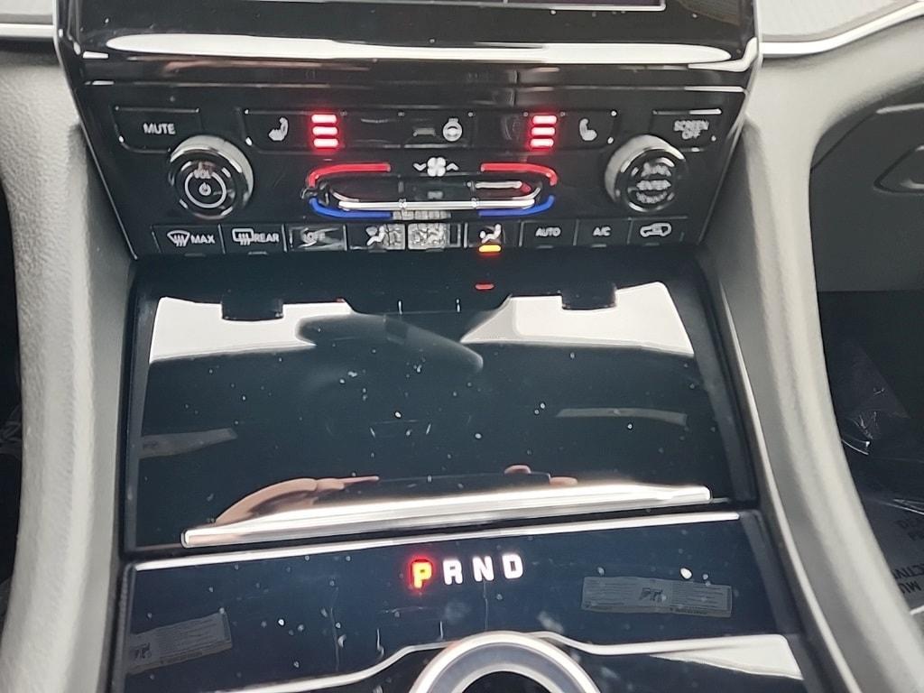 used 2024 Jeep Grand Cherokee L car, priced at $39,981