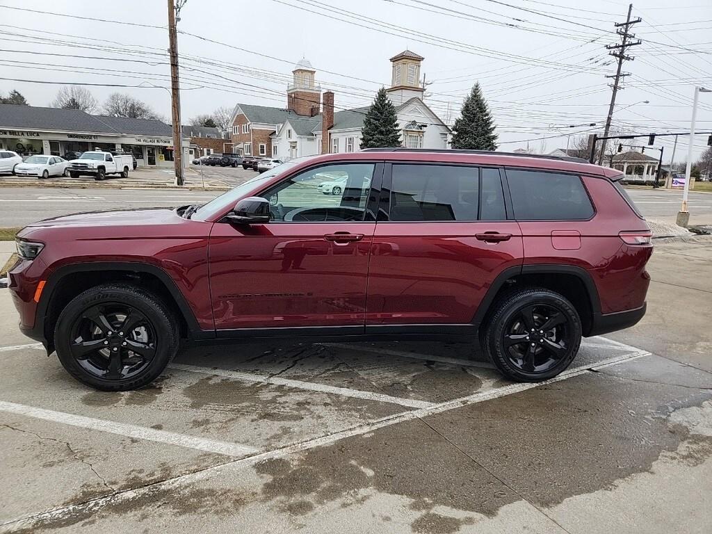 used 2024 Jeep Grand Cherokee L car, priced at $39,981