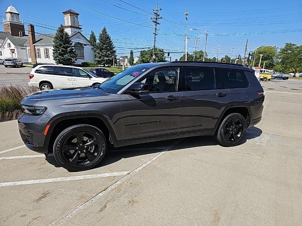 used 2022 Jeep Grand Cherokee L car, priced at $30,481