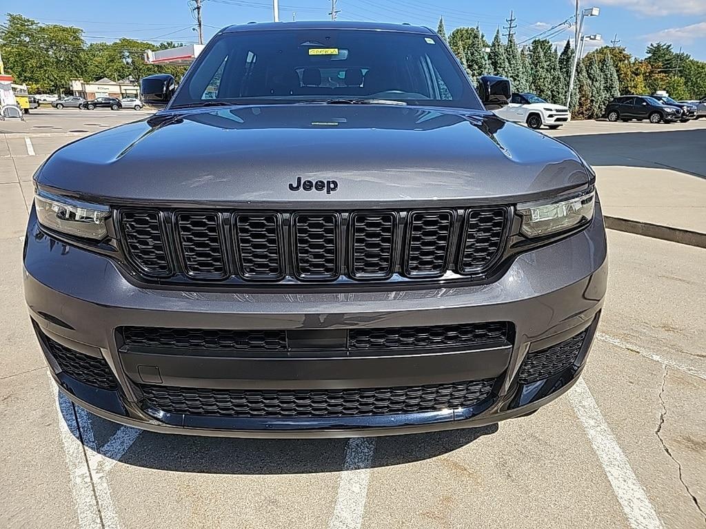 used 2022 Jeep Grand Cherokee L car, priced at $30,481