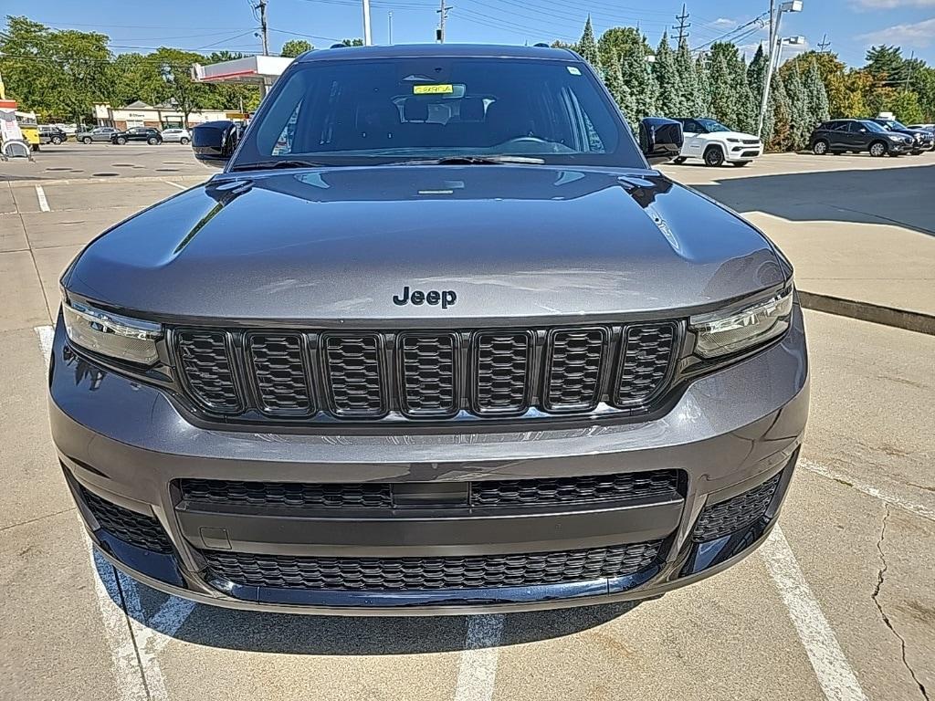 used 2022 Jeep Grand Cherokee L car, priced at $30,481