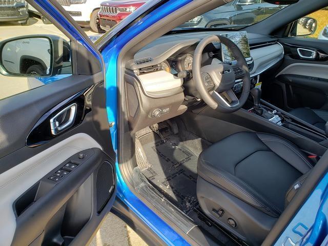 new 2025 Jeep Compass car, priced at $36,710
