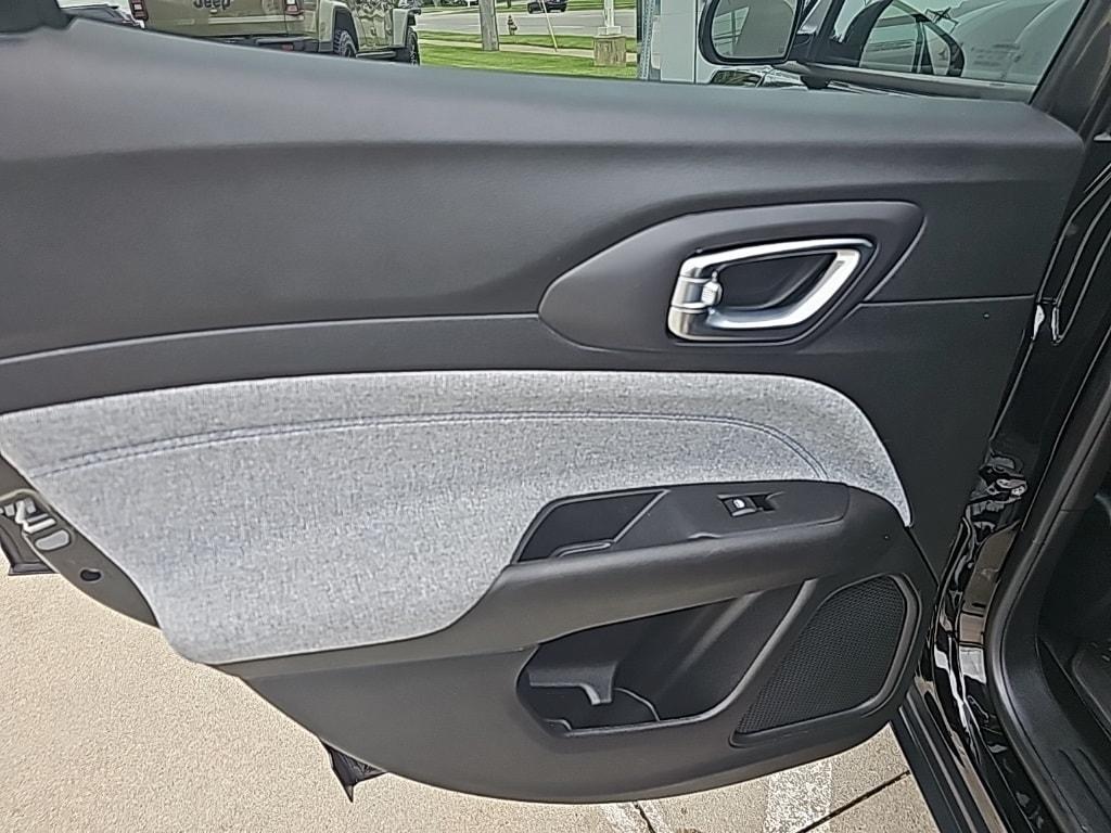used 2022 Jeep Compass car, priced at $24,981