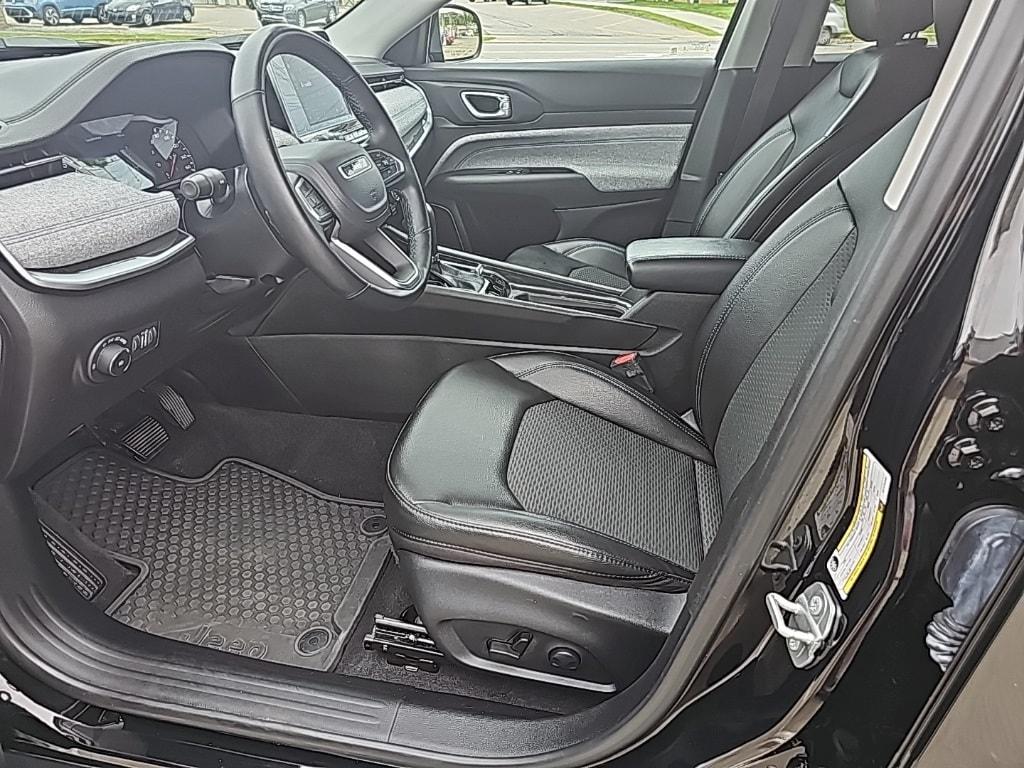 used 2022 Jeep Compass car, priced at $24,981