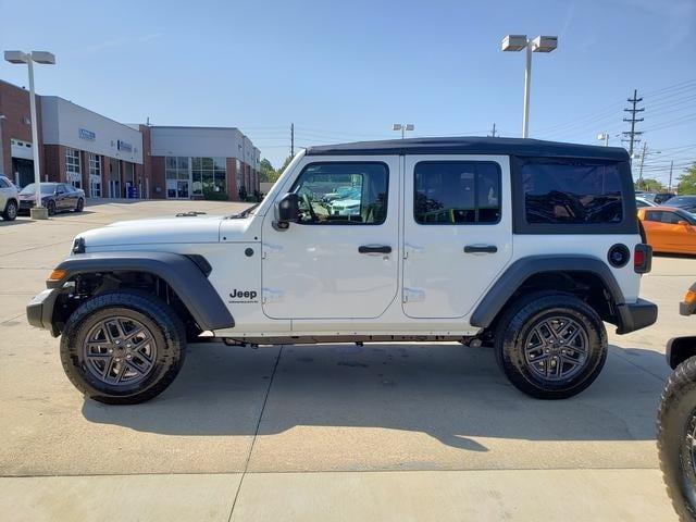new 2025 Jeep Wrangler car, priced at $44,780