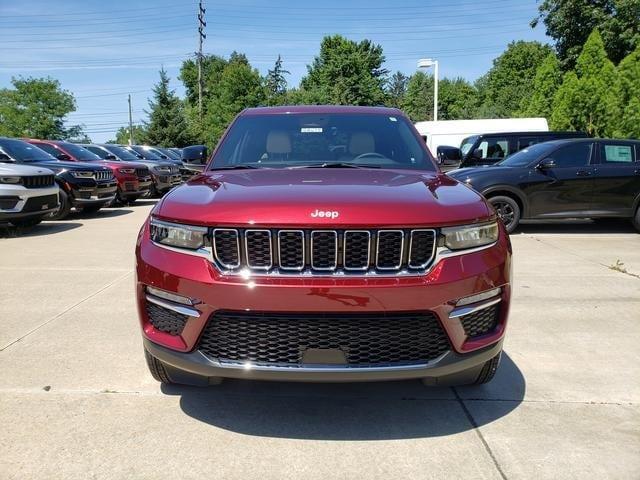 new 2025 Jeep Grand Cherokee car, priced at $47,565
