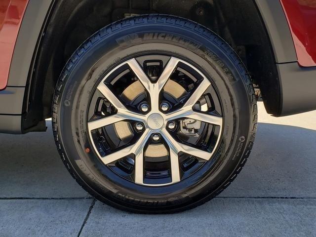 new 2025 Jeep Grand Cherokee car, priced at $47,565