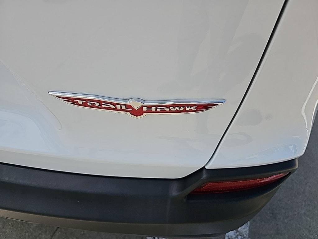 used 2022 Jeep Cherokee car, priced at $26,981