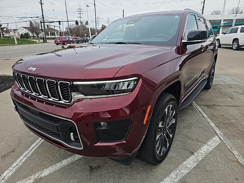 used 2024 Jeep Grand Cherokee L car, priced at $51,981