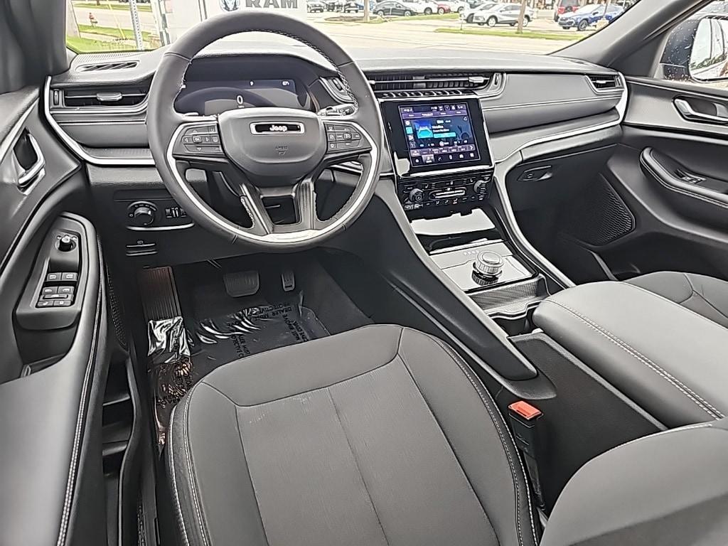used 2024 Jeep Grand Cherokee L car, priced at $35,981