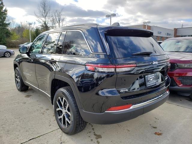 new 2025 Jeep Grand Cherokee car, priced at $47,295