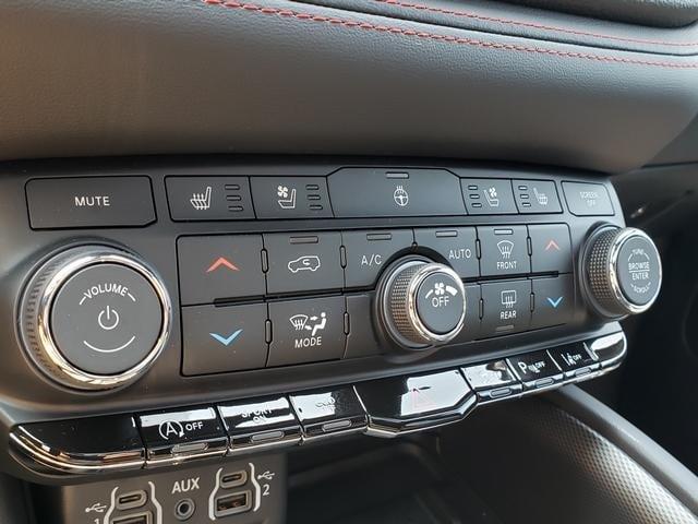 new 2025 Dodge Durango car, priced at $47,380