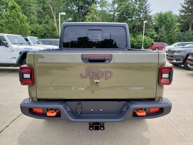 new 2025 Jeep Gladiator car, priced at $55,923