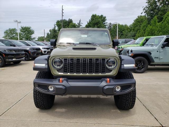new 2025 Jeep Gladiator car, priced at $55,923