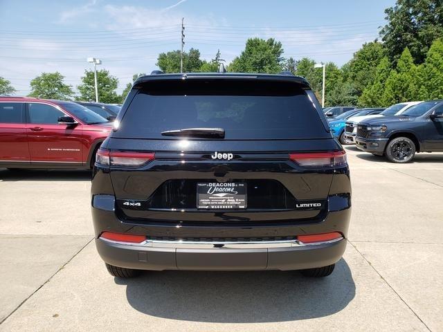new 2025 Jeep Grand Cherokee car, priced at $47,565