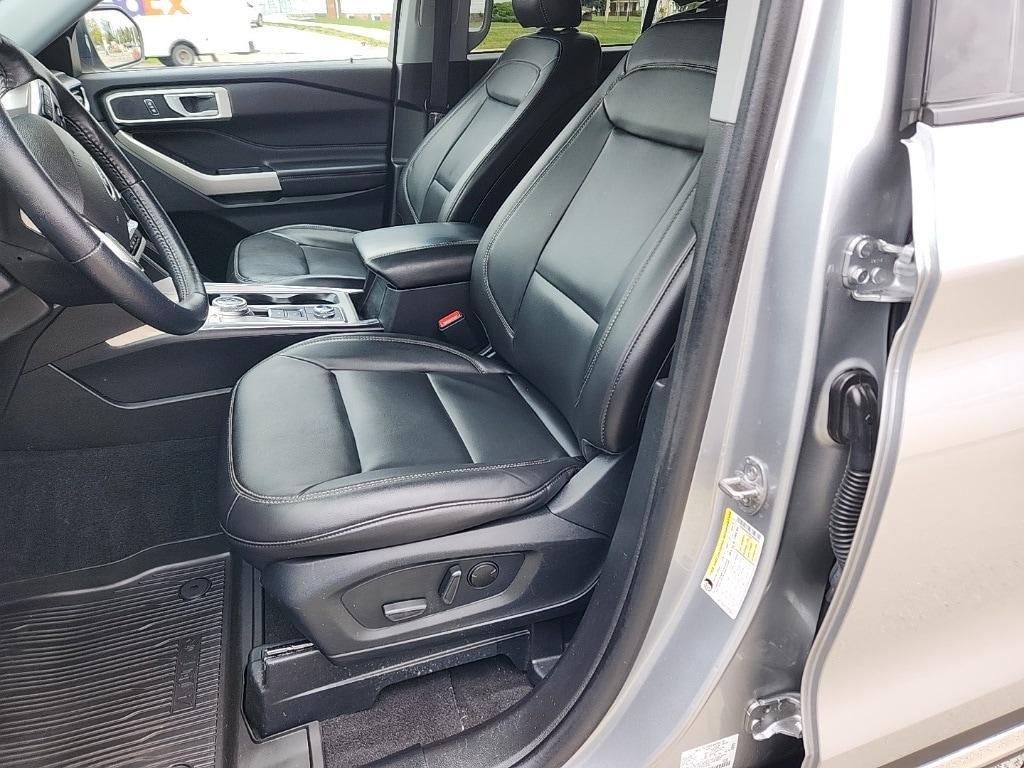 used 2023 Ford Explorer car, priced at $30,981