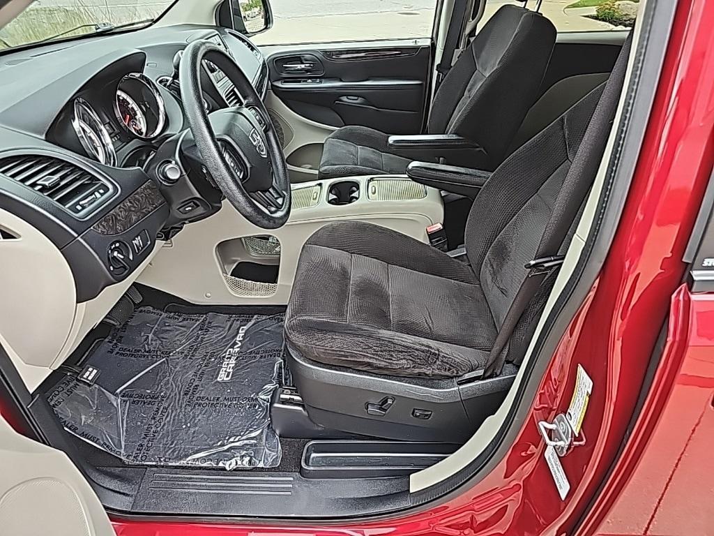 used 2014 Dodge Grand Caravan car, priced at $10,381