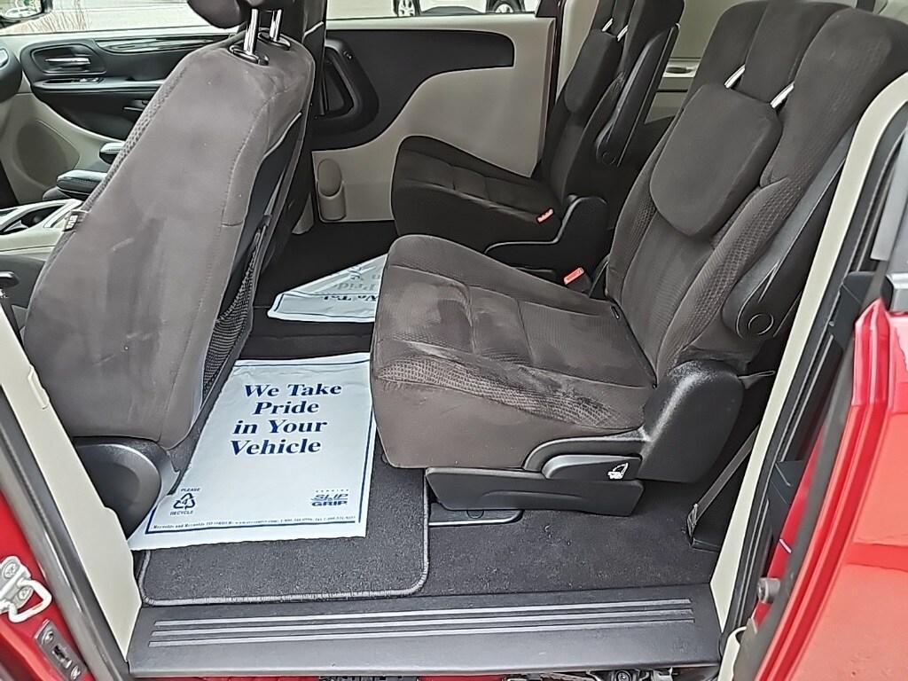 used 2014 Dodge Grand Caravan car, priced at $10,381