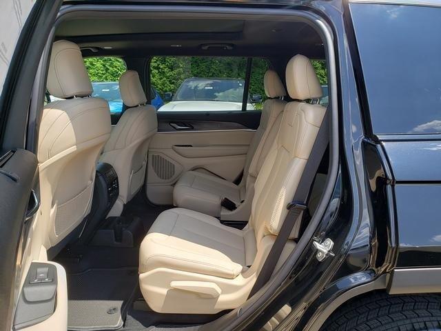 new 2025 Jeep Grand Cherokee L car, priced at $52,097