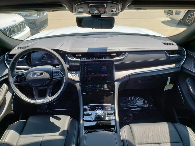 new 2025 Jeep Grand Cherokee L car, priced at $60,667