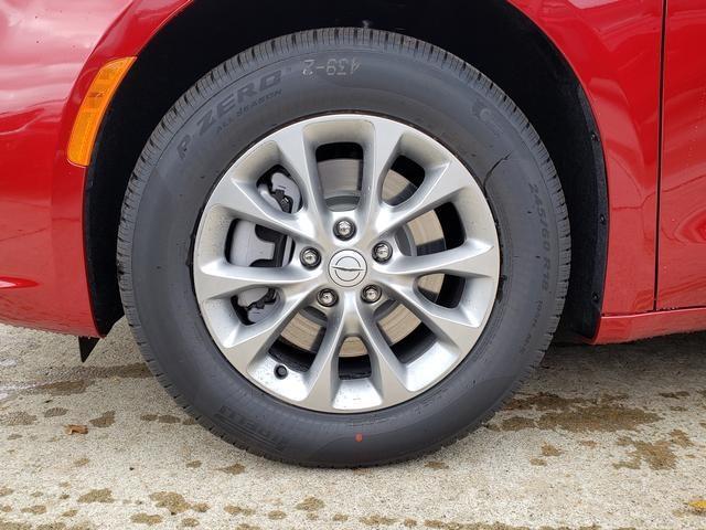 new 2026 Chrysler Pacifica car, priced at $46,012