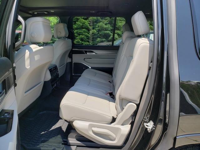 new 2025 Jeep Wagoneer car, priced at $73,240