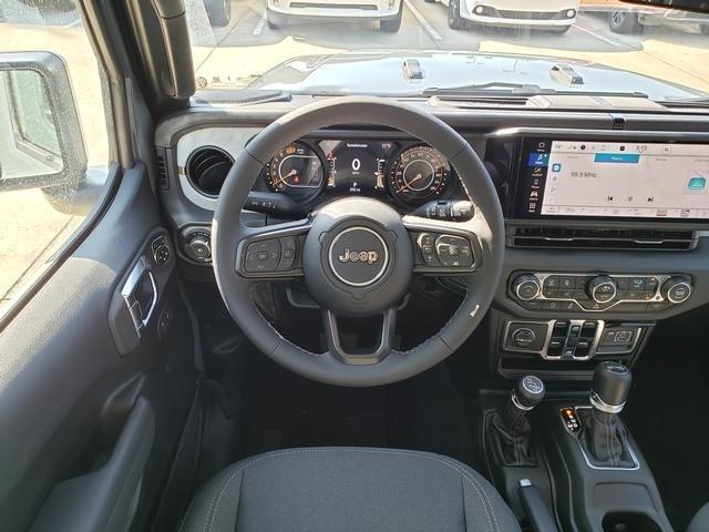 new 2025 Jeep Wrangler car, priced at $51,670